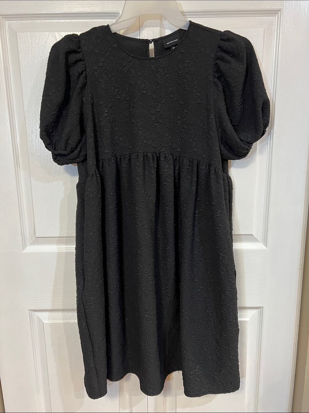 Who What Wear Black Puff-Sleeve Jacquard Mini Dress